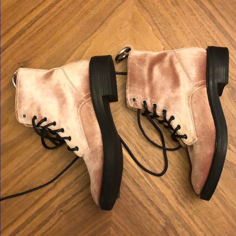 Dolce Vita lace up boots NWOT